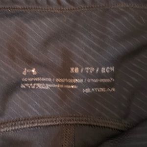 Under Armour black stretch pants